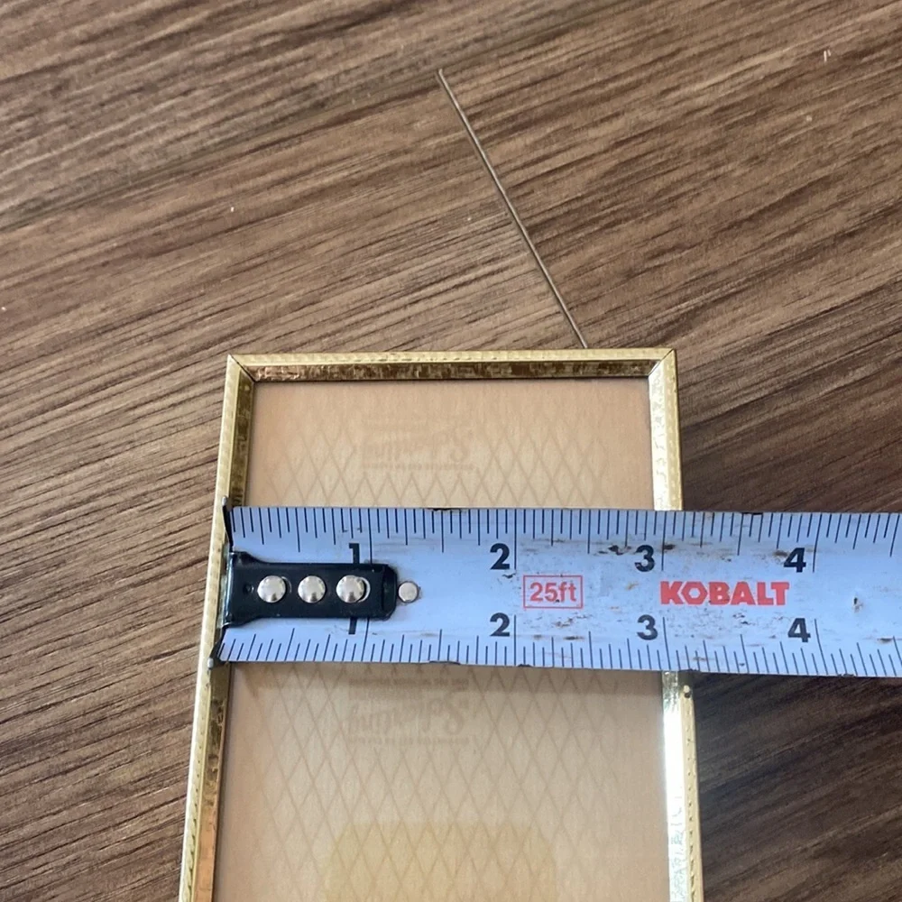 2 intercraft vintage gold-tone metal photo frame with back easel frame. Art deco